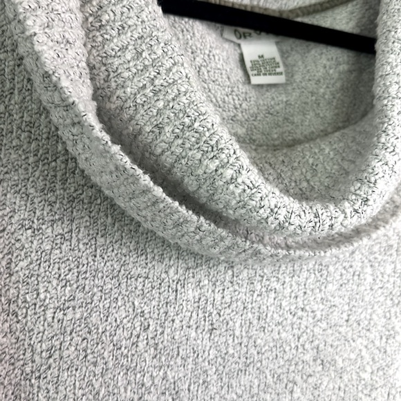 Orvis Gray Cowl Neck Sweater | Size Medium - Picture 6 of 15